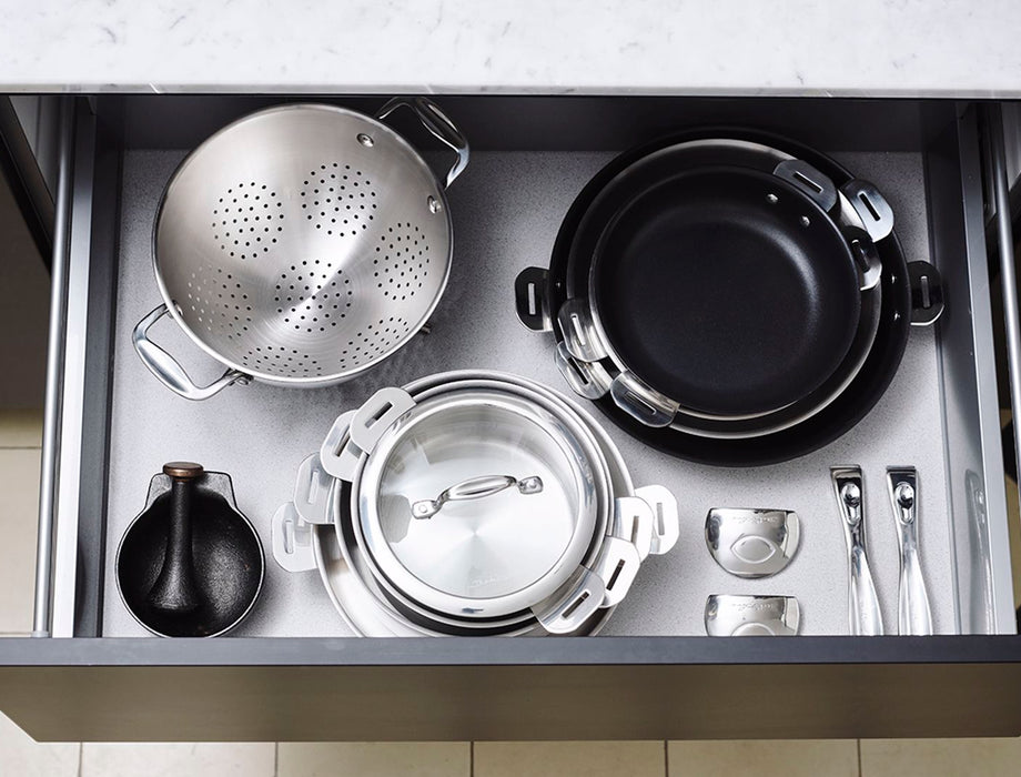 Compact quality cookware with Evolution