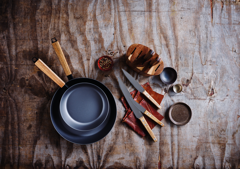 Nomad knife block set