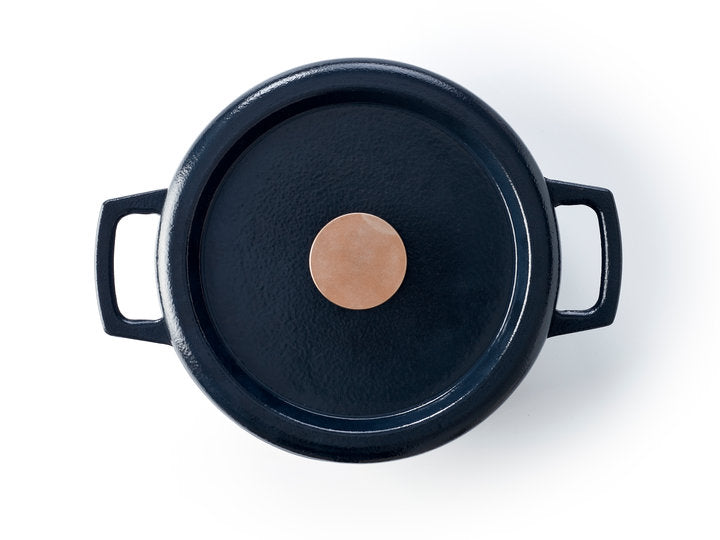 Nori dutch oven