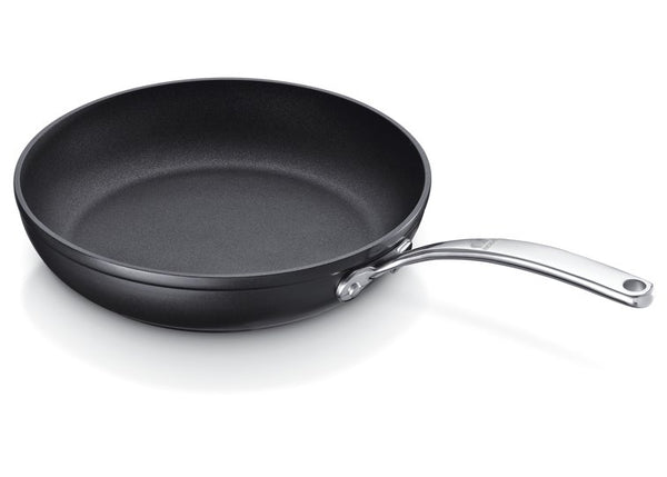 Titan non-stick frying pan
