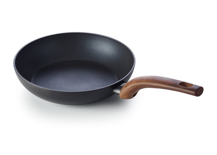 Yakuro non-stick frying pan